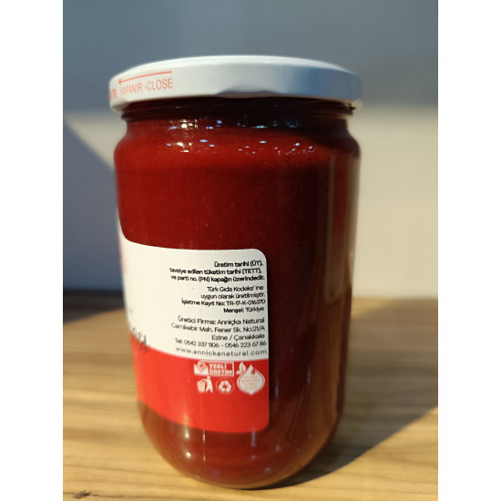 El Yapımı Anniçka Biber Salçası Kahvaltılık 600 gr El Yapımı Anniçka Biber Salçası Kahvaltılık 600 gr