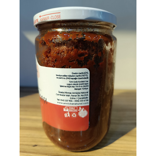 El Yapımı Anniçka Biber Salçası Gün Kurusu 600 gr El Yapımı Anniçka Biber Salçası Gün Kurusu 600 gr